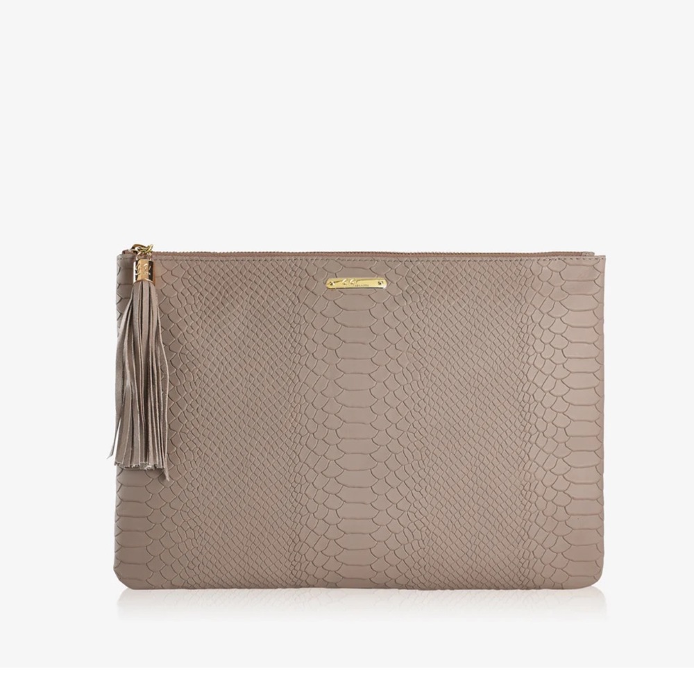 GiGi New York All In One Bag